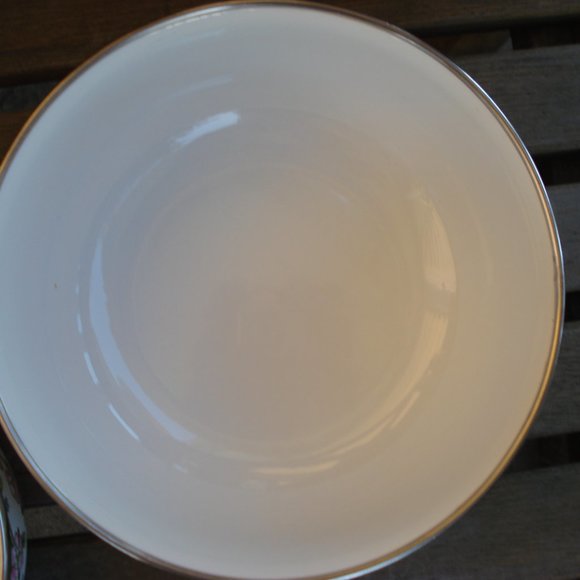 Set Of Two Kobe Vintage Enamel Coated Kitchen Bowls Floral Design - Picture 4 of 9